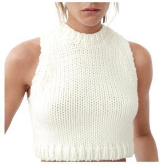 Zara Sweaters - Zara white Chunky cropped sleeveless sweater Size Medium $60